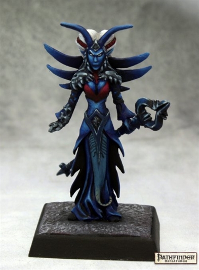 Reaper Pathfinder: Alicavniss, Drow Sorceress