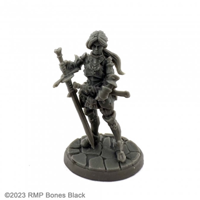 Reaper Bones: Female Landsknecht
